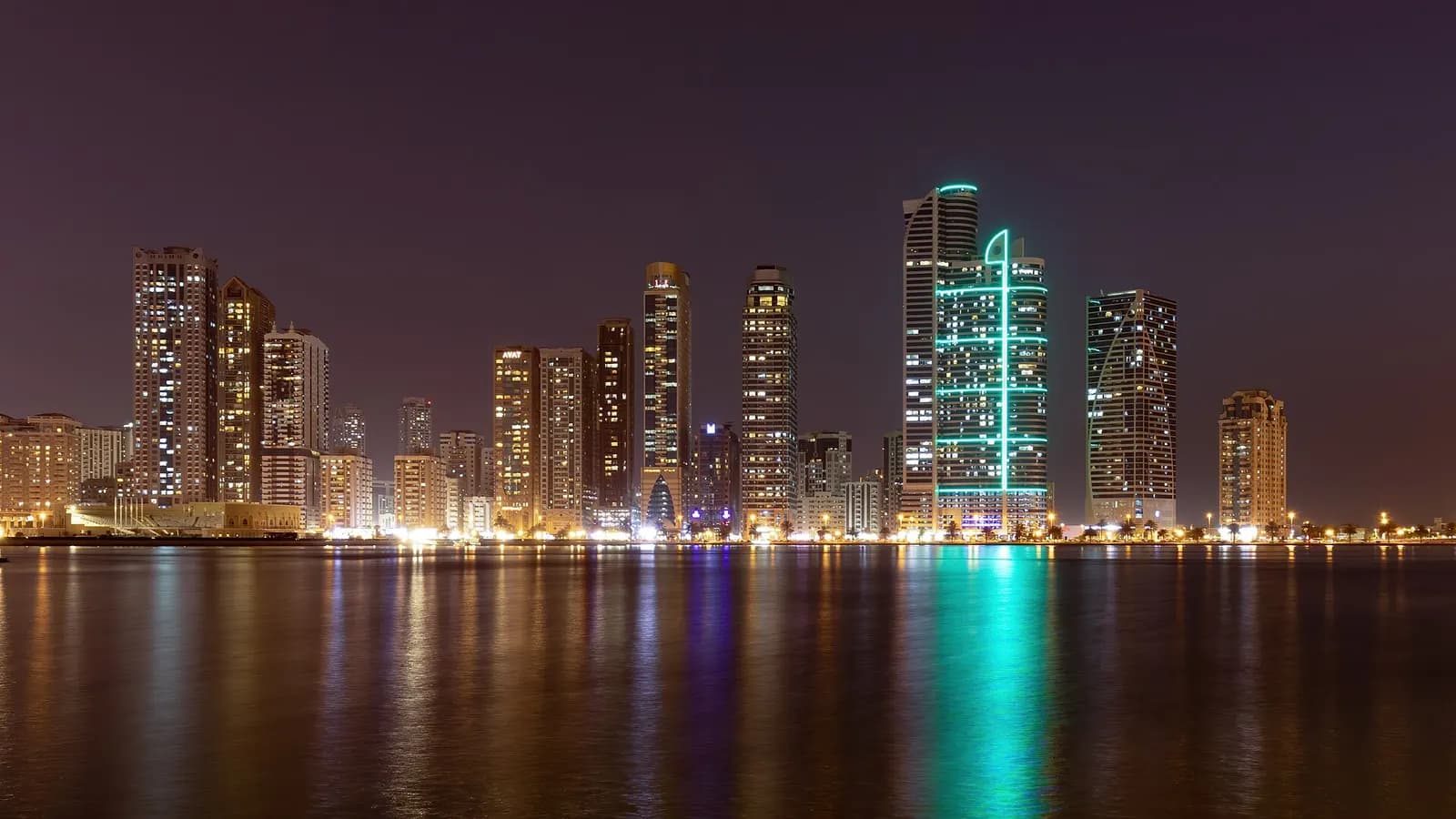 أفق الشارقة من مسجد النور